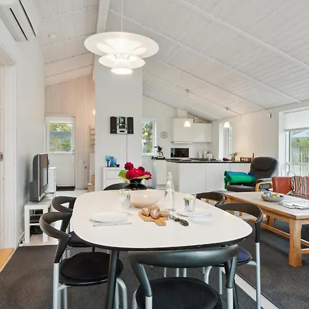Vakantiehuis Cozy In With Wifi *